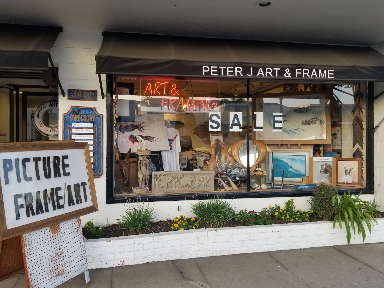 Member Peter J Art Gallery in Newport Beach CA
