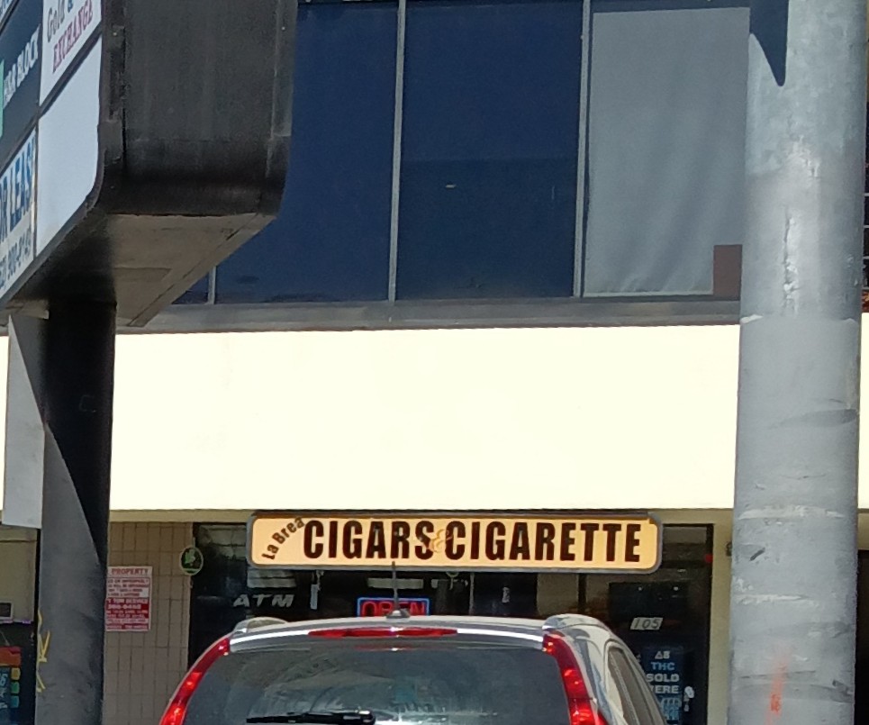 La Brea Cigar & Cigarettes