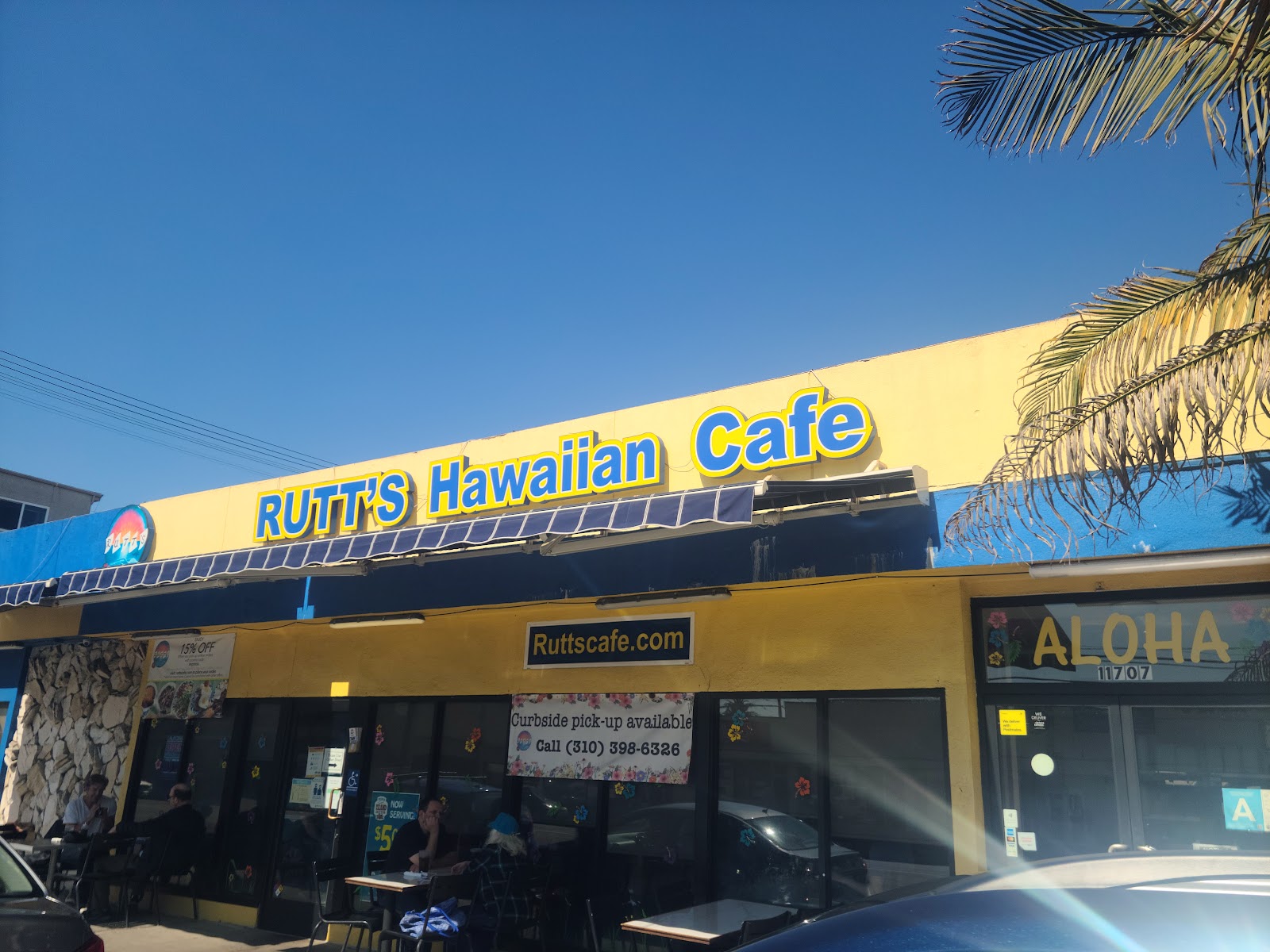 Member Rutts Hawaiian Cafe in Los Angeles CA